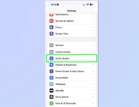 关岭apple维修支持如何使用iPhone15Action按钮设置翻译